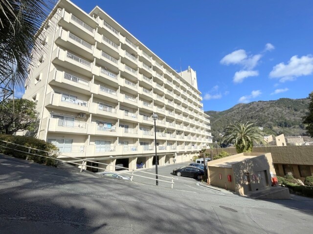 湯河原サニーハイツ1号館・8階(海を望む)