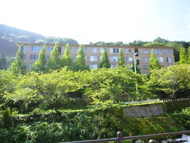 熱海市泉 水明荘の最上階