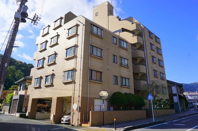 売マンション シャリエ湯河原宮上