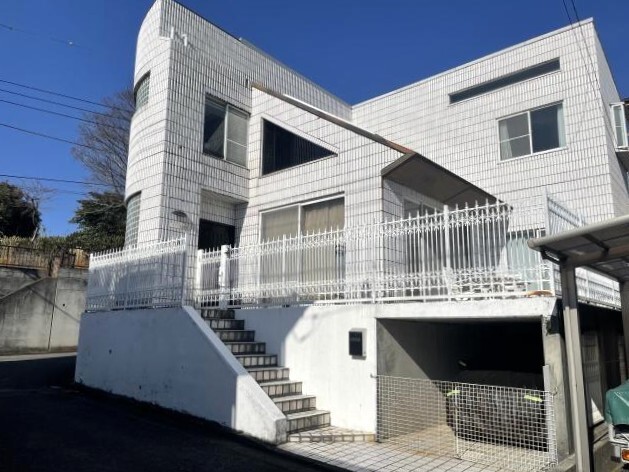 真鶴町岩、デザイナーズハウス